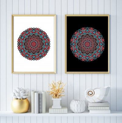 Turkusowe korale na czarnym tle